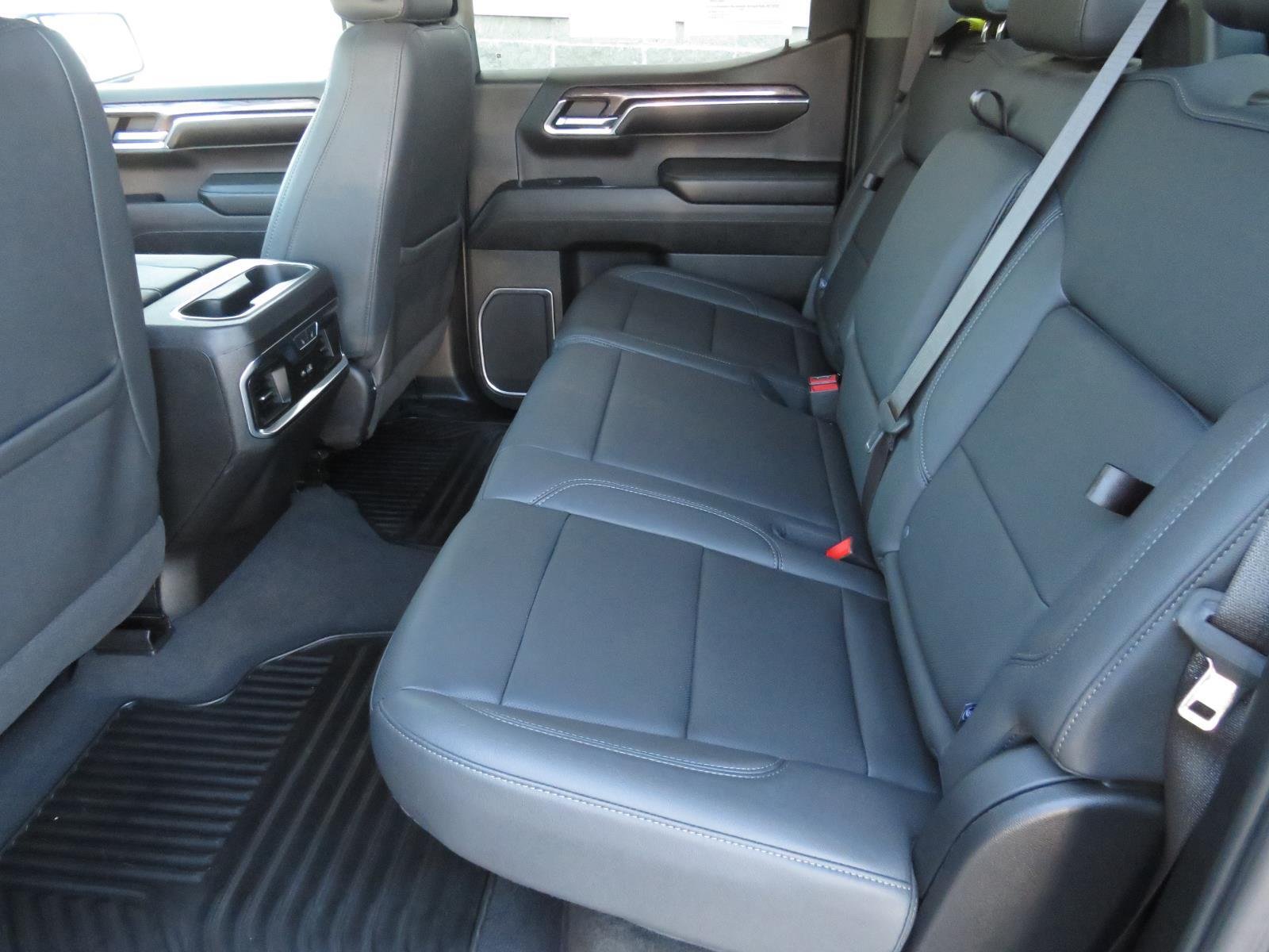 Used 2023 Ash Chevrolet LTZ image 23