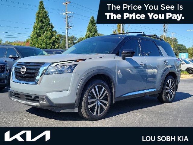 2023 Nissan Pathfinder Platinum
