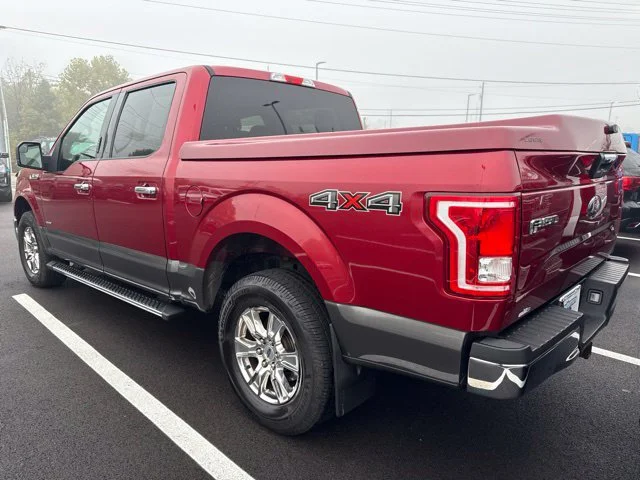 Used 2015 Red Ford XLT image 18
