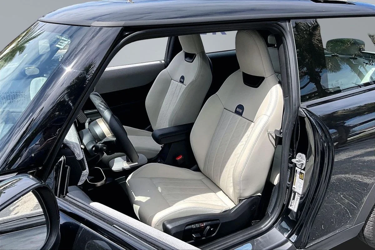 Used 2025  MINI Cooper S image 21