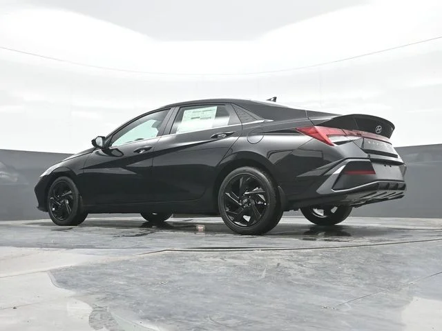 New 2026 Black Hyundai SEL Sport image 19