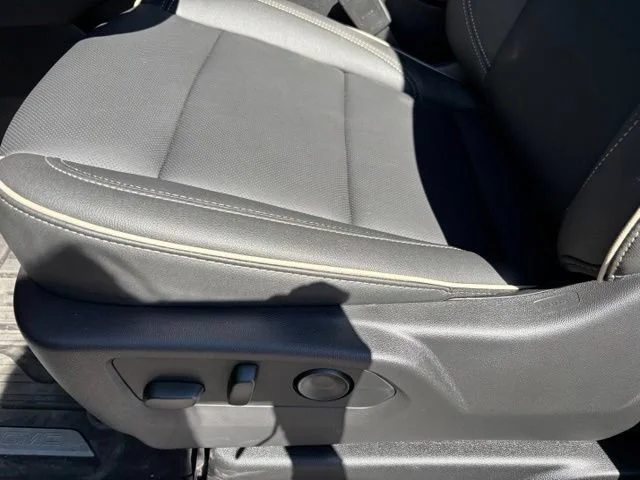 New 2026 Onyx Black GMC Elevation image 15