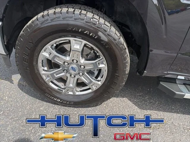 Used 2023 Black Ford XLT image 9
