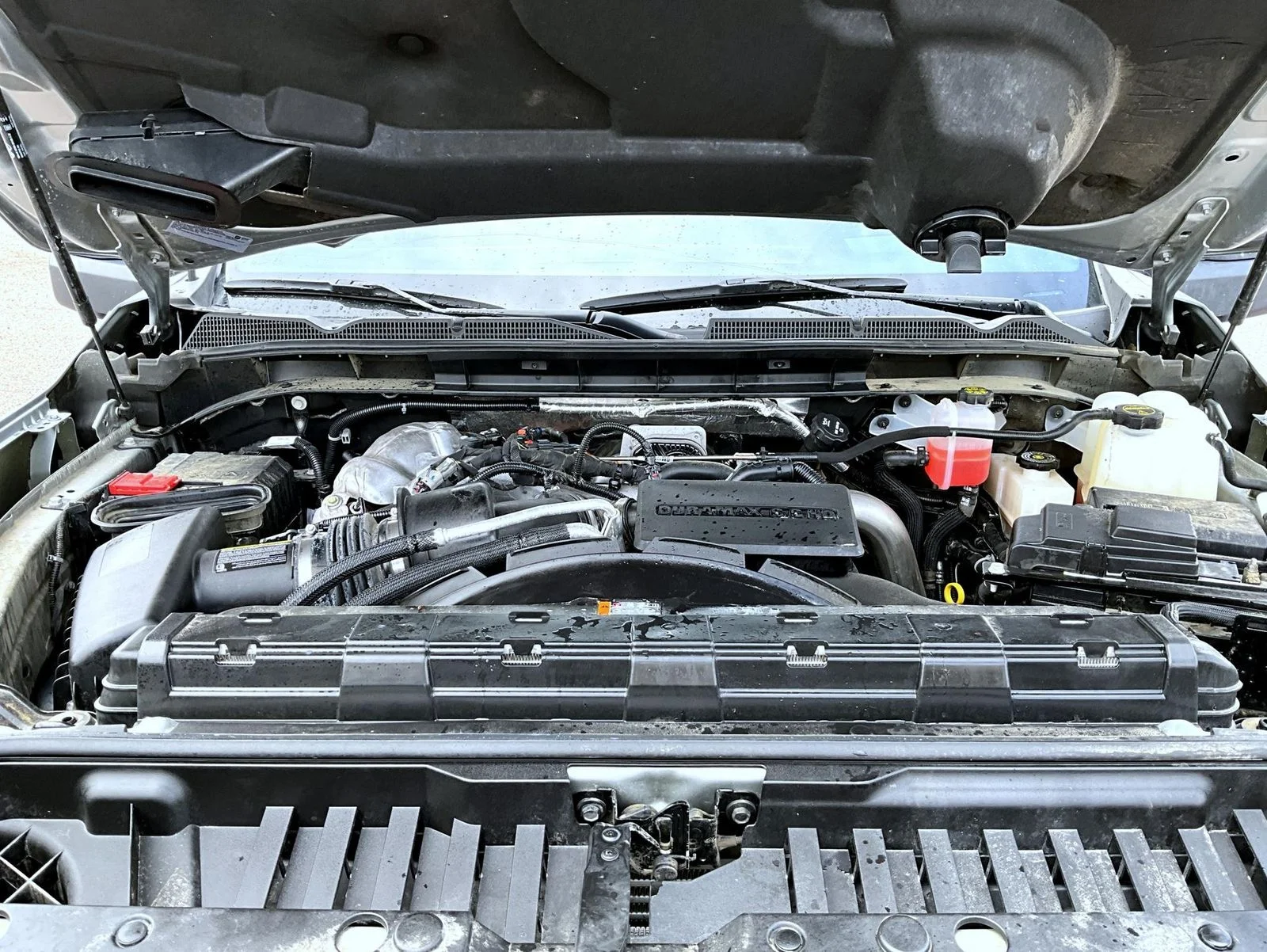 Used 2025 Silver GMC Denali Ultimate image 24