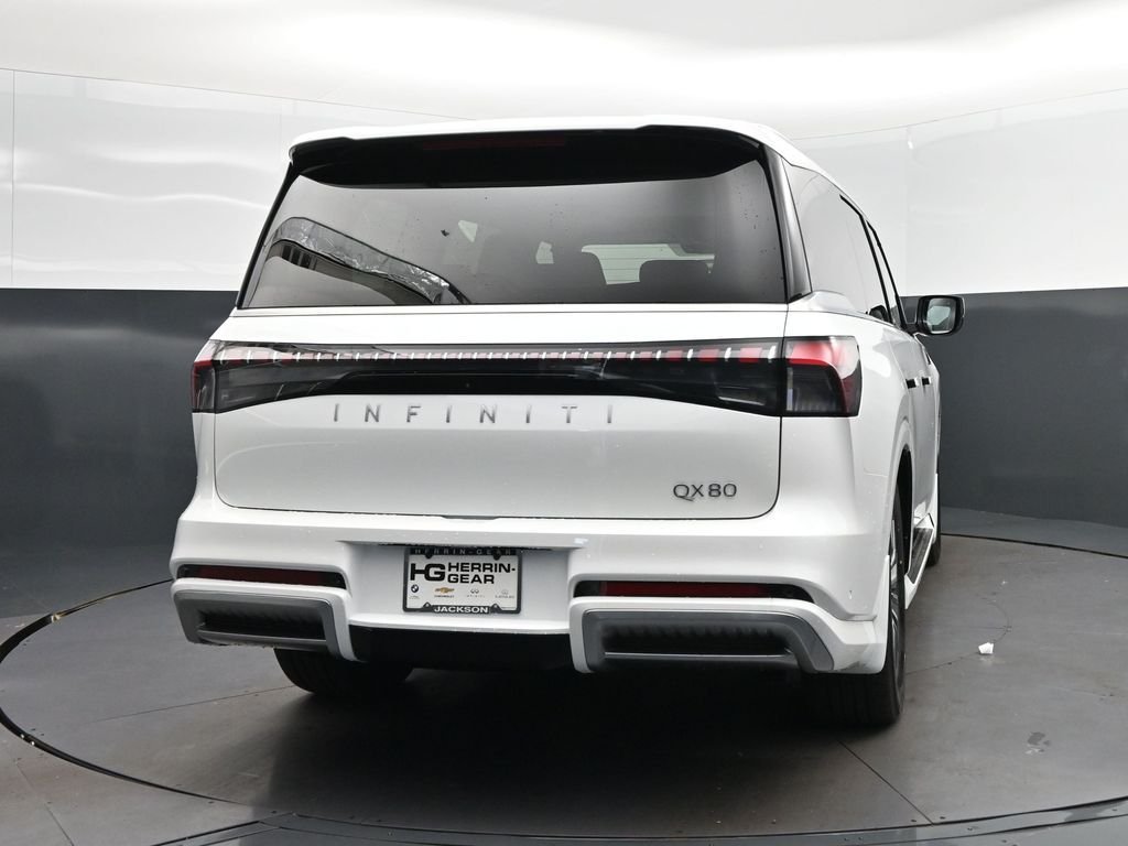 New 2027 RADIANT WHITE INFINITI Luxe 2WD image 7