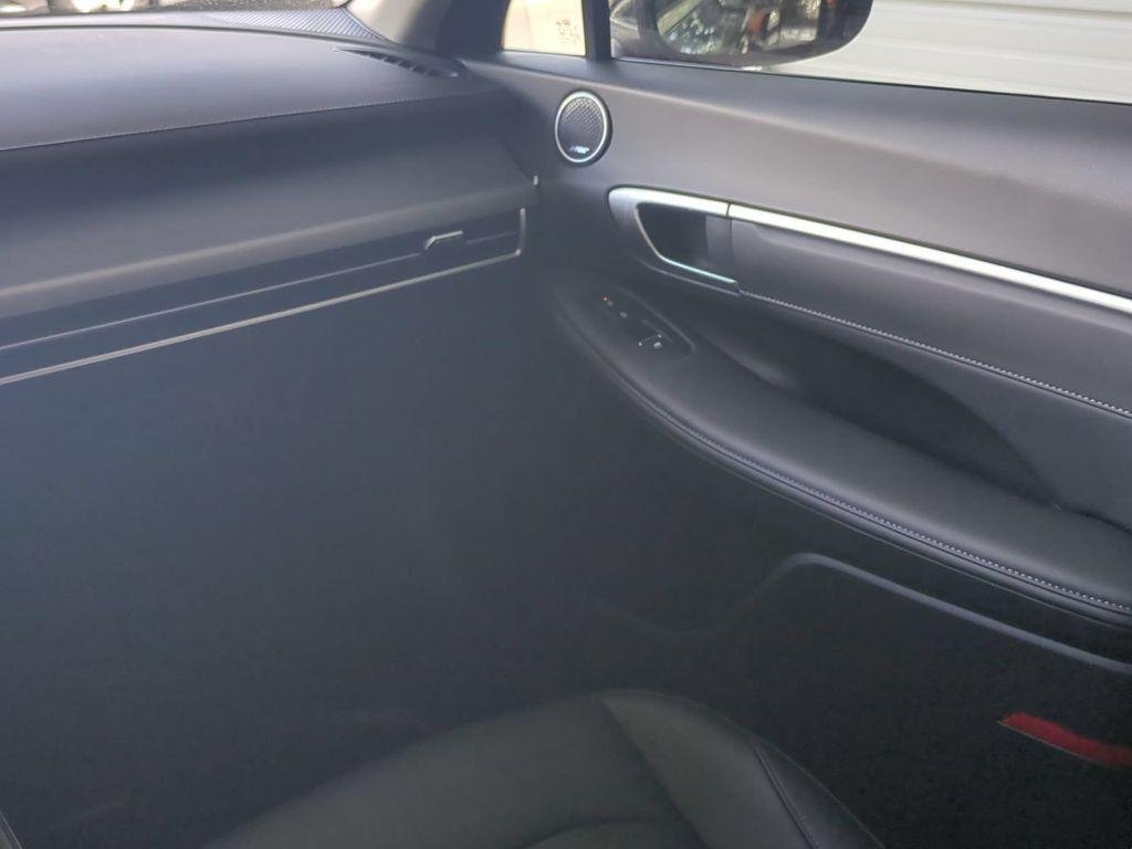 New 2026 Black Hyundai Limited image 18