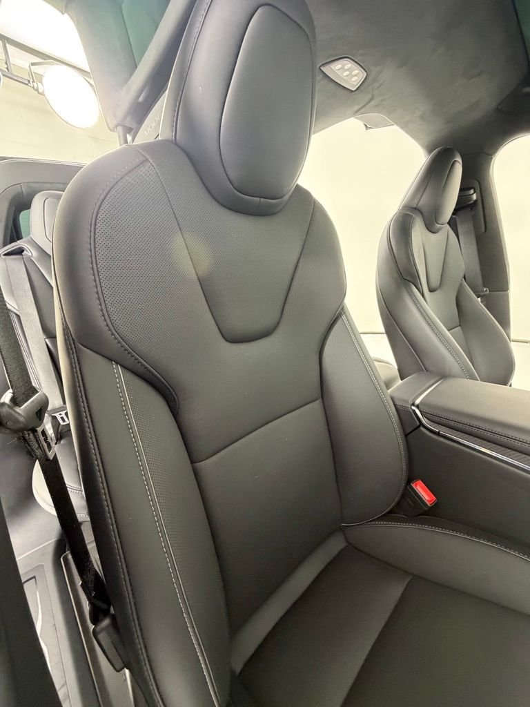 Used 2026 Blue Tesla Plaid image 60