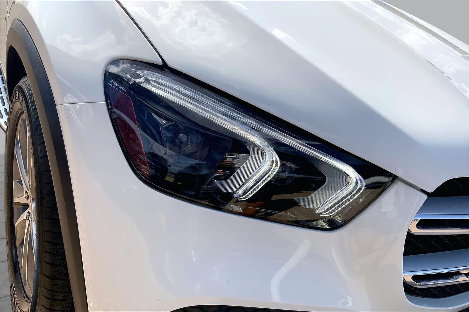 Used 2021 Polar White Mercedes-Benz GLE 450 image 28