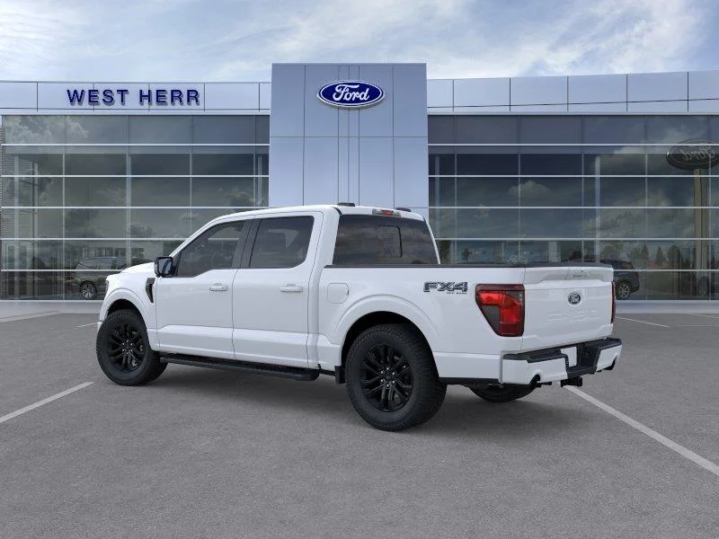 New 2026 Oxford White Ford XLT image 5