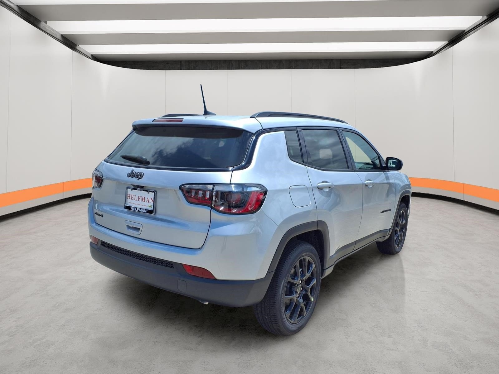 New 2026 Silver Zynith Metallic Clearcoat Jeep Latitude Altitude image 6