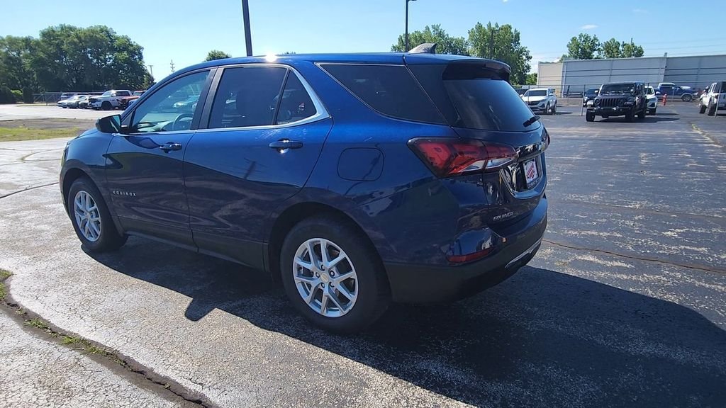 Used 2022 Blue Chevrolet LT image 6