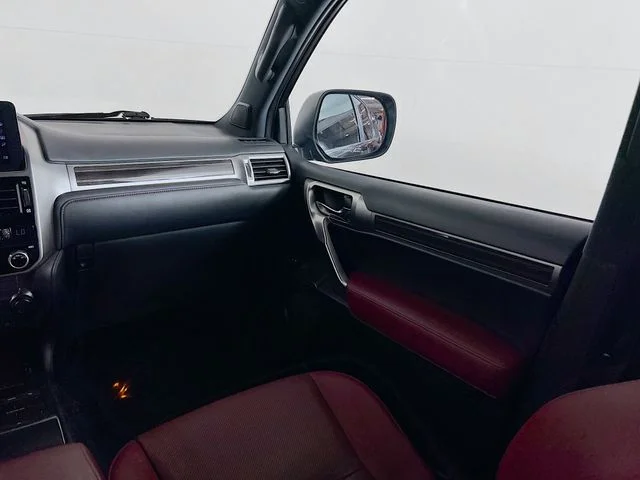 Used 2023 Onyx Black Lexus 460 image 23