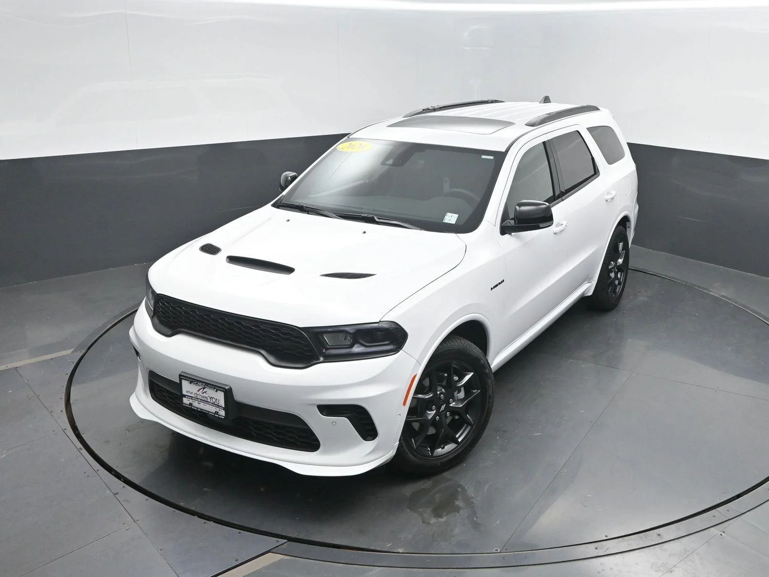 New 2026 White Knuckle Clear-Coat Exterior Paint Dodge GT Plus HEMI V8 image 39