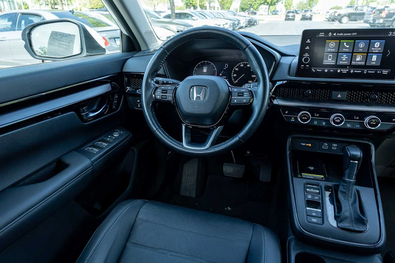 Certified Used 2024 Platinum White Pearl Honda EX-L image 10