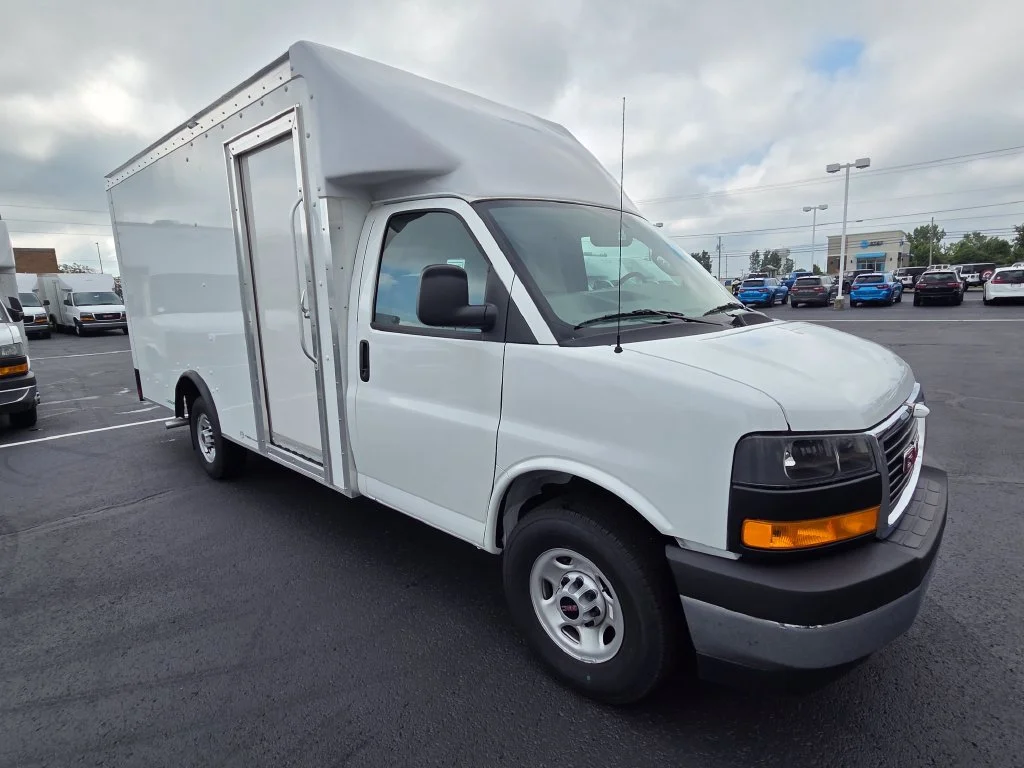 2025 GMC Savana Cutaway