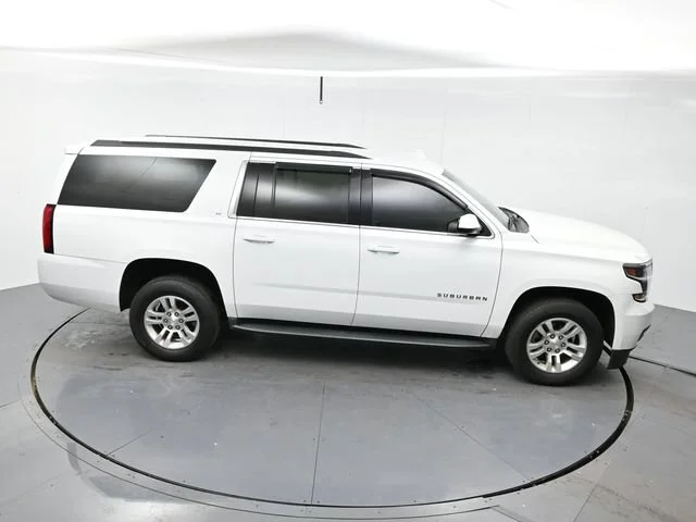 Used 2019 SUMMIT WHITE Chevrolet LT image 24
