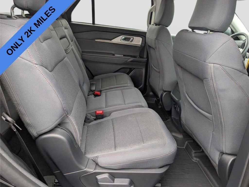 Used 2026 Agate Black Metallic Ford Active image 10