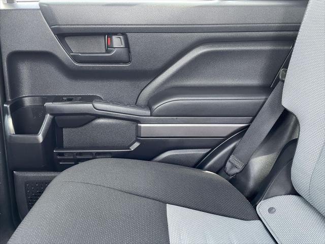 Certified Used 2025 CUTTING EDGE Toyota  image 17