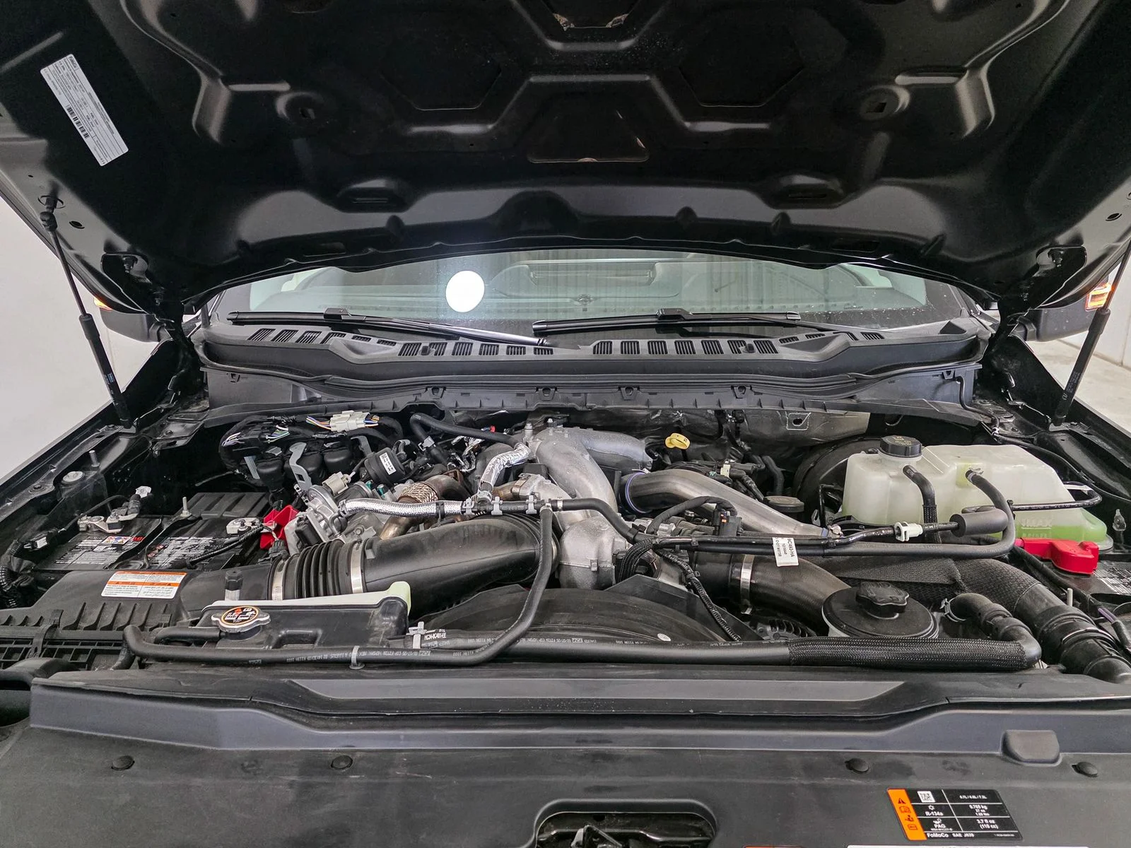2025 Ford F-350 Super Duty Lariat - Photo 16