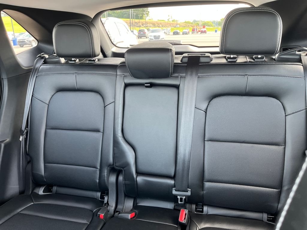 Used 2022 Blue Ford SEL image 13