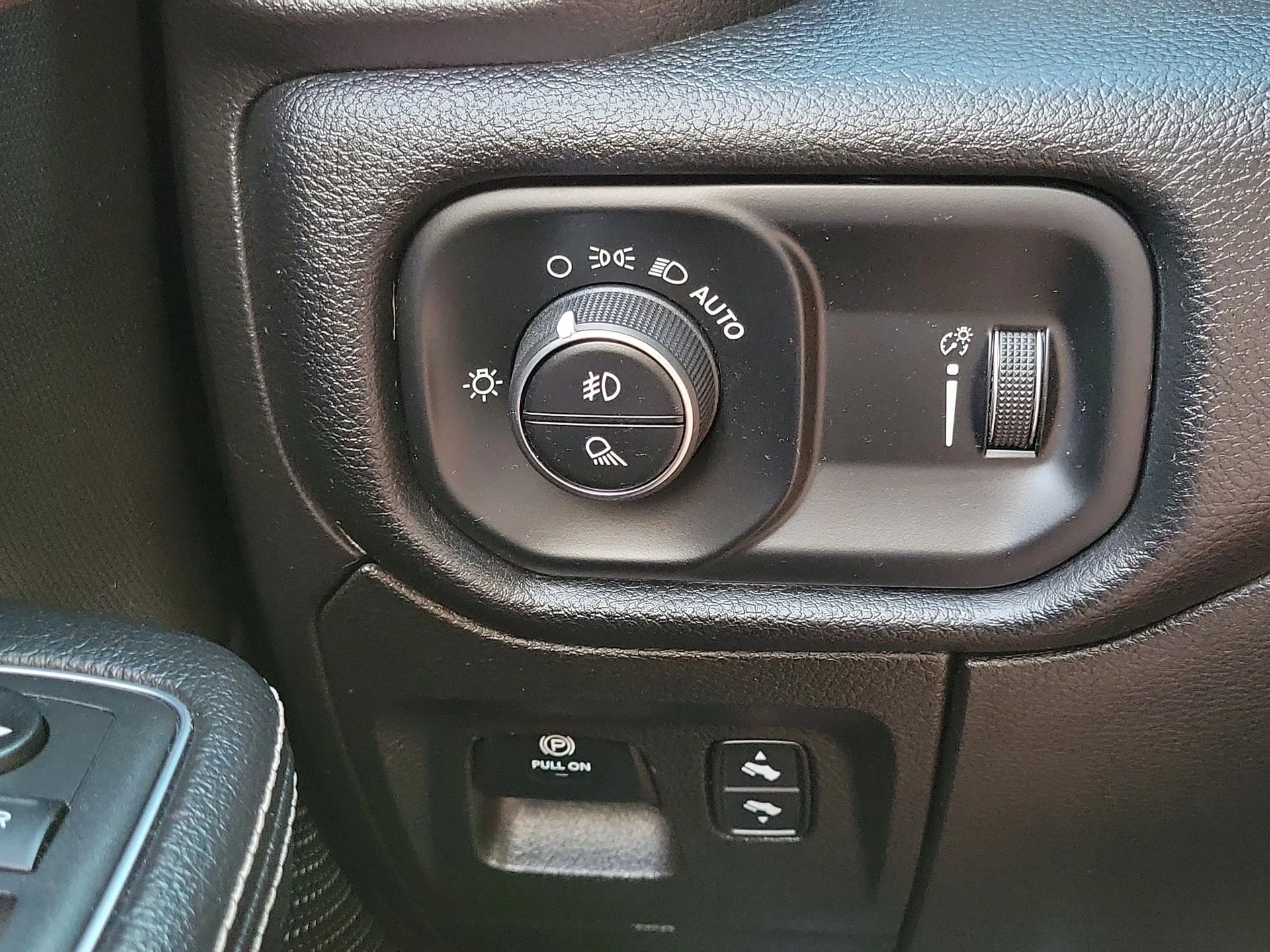 Used 2020 Black Ram Rebel image 10