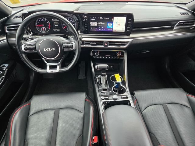 Used 2024 White Kia GT image 9