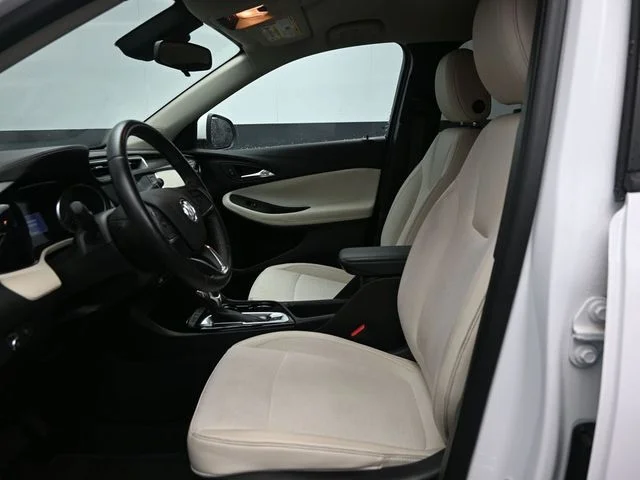 Used 2020 White Buick Select image 7