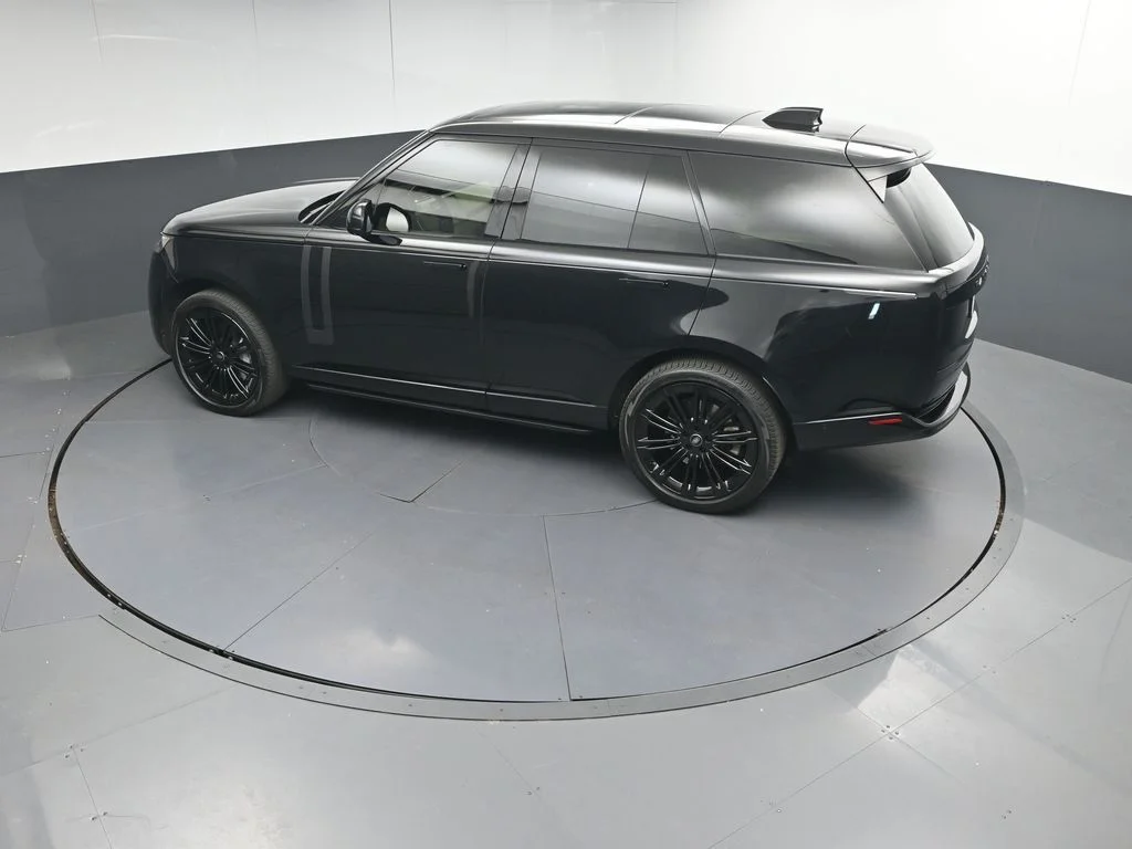 Certified Used 2024 Black Land Rover SE image 34