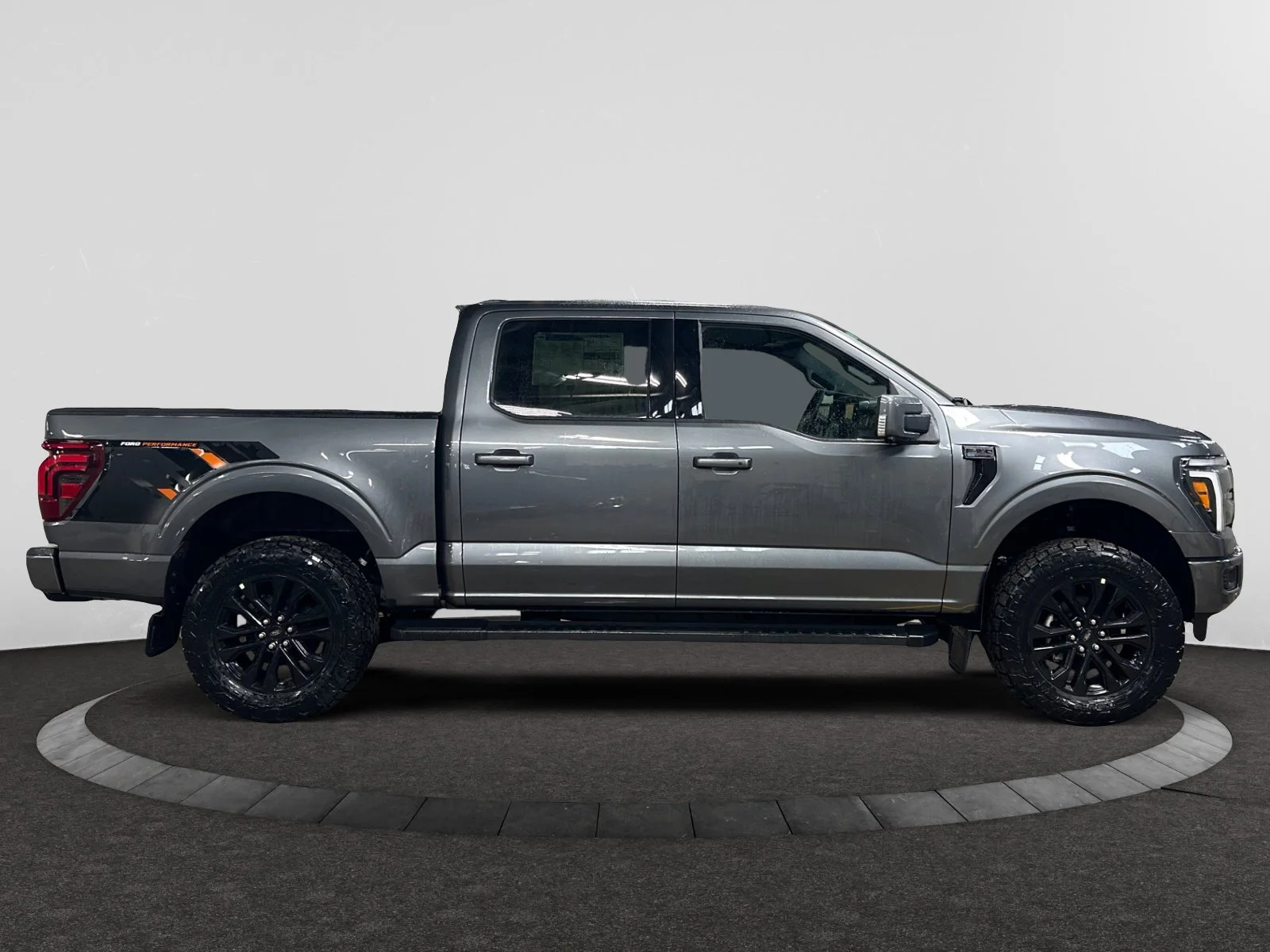 New 2026 Carbonized Grey Metallic Ford Lariat image 6