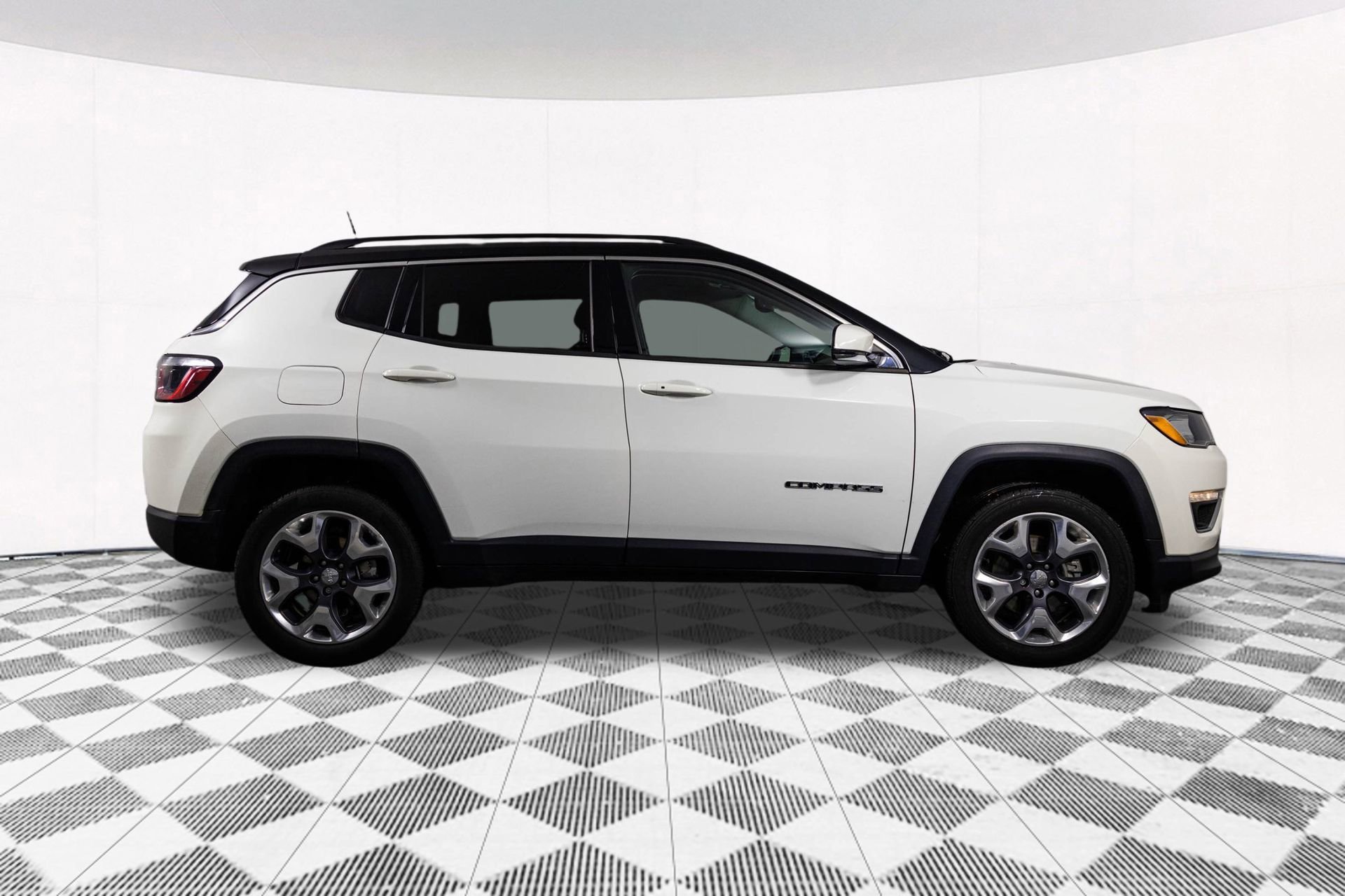 2020 JEEP COMPASS - Image 15