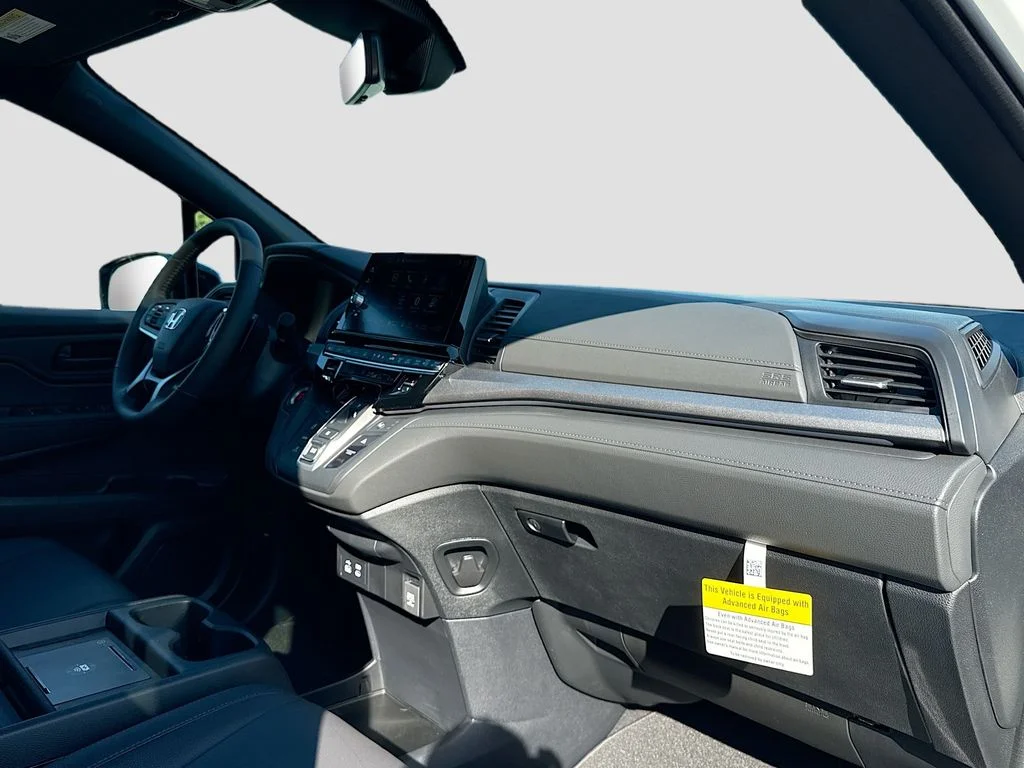 New 2026 Platinum White Pearl Honda Sport-L image 35