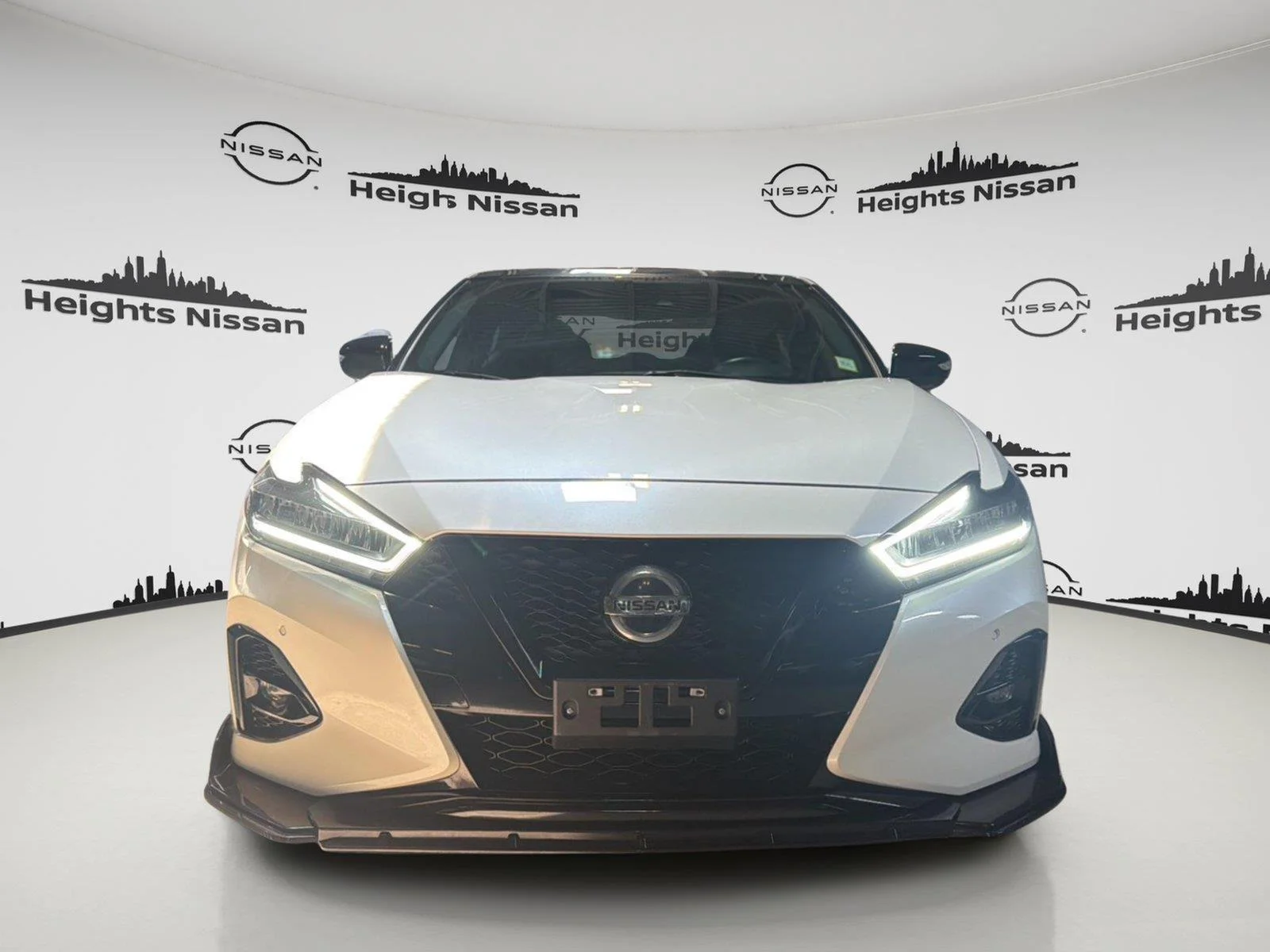 2022 Nissan Maxima SR - Photo 6