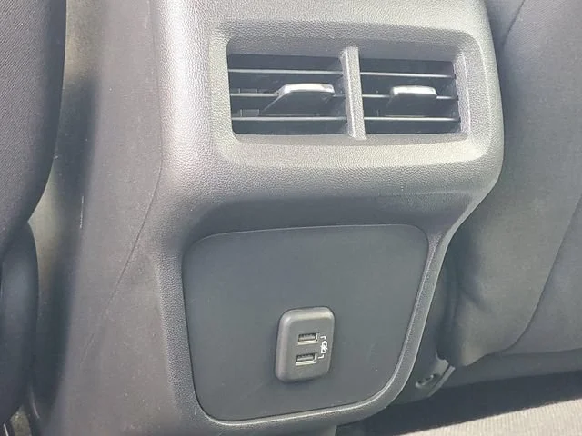 Used 2020 SUMMIT WHITE Chevrolet LS image 23