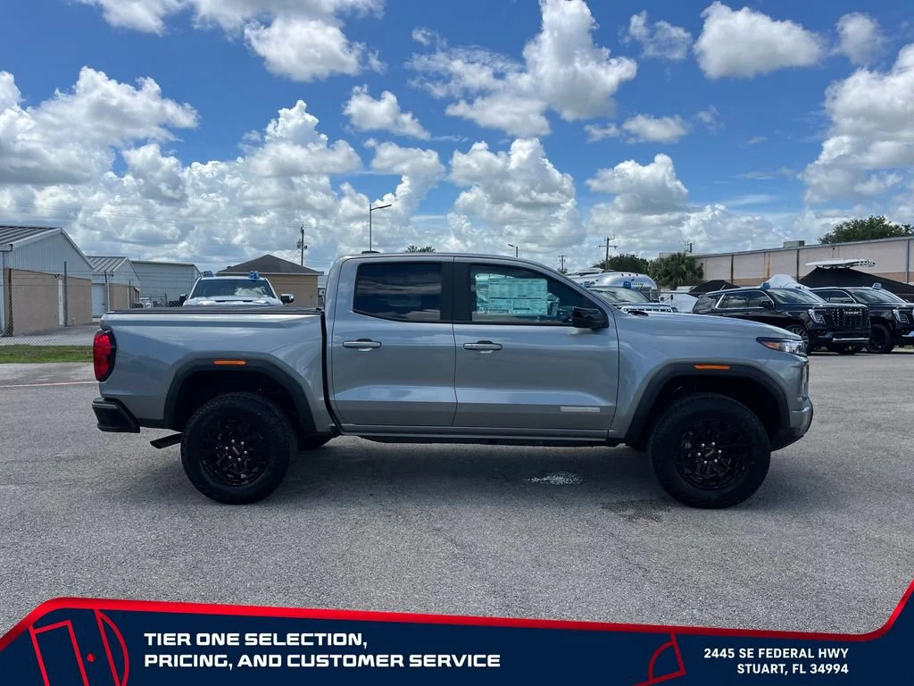 New 2026 Sterling Metallic GMC Elevation image 8