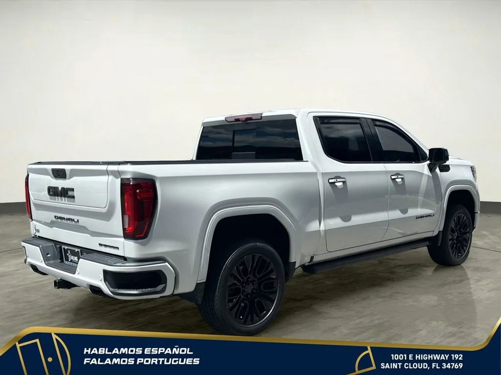 Used 2021 WHITE FROST TRICOAT GMC Denali image 6