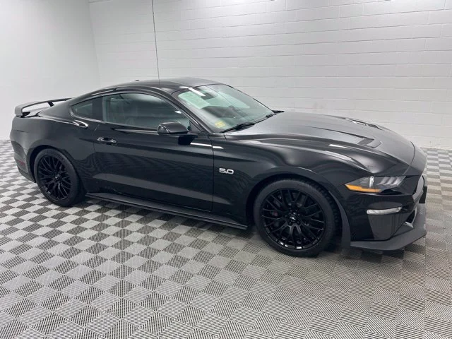 Used 2019 Black Ford GT Premium image 4