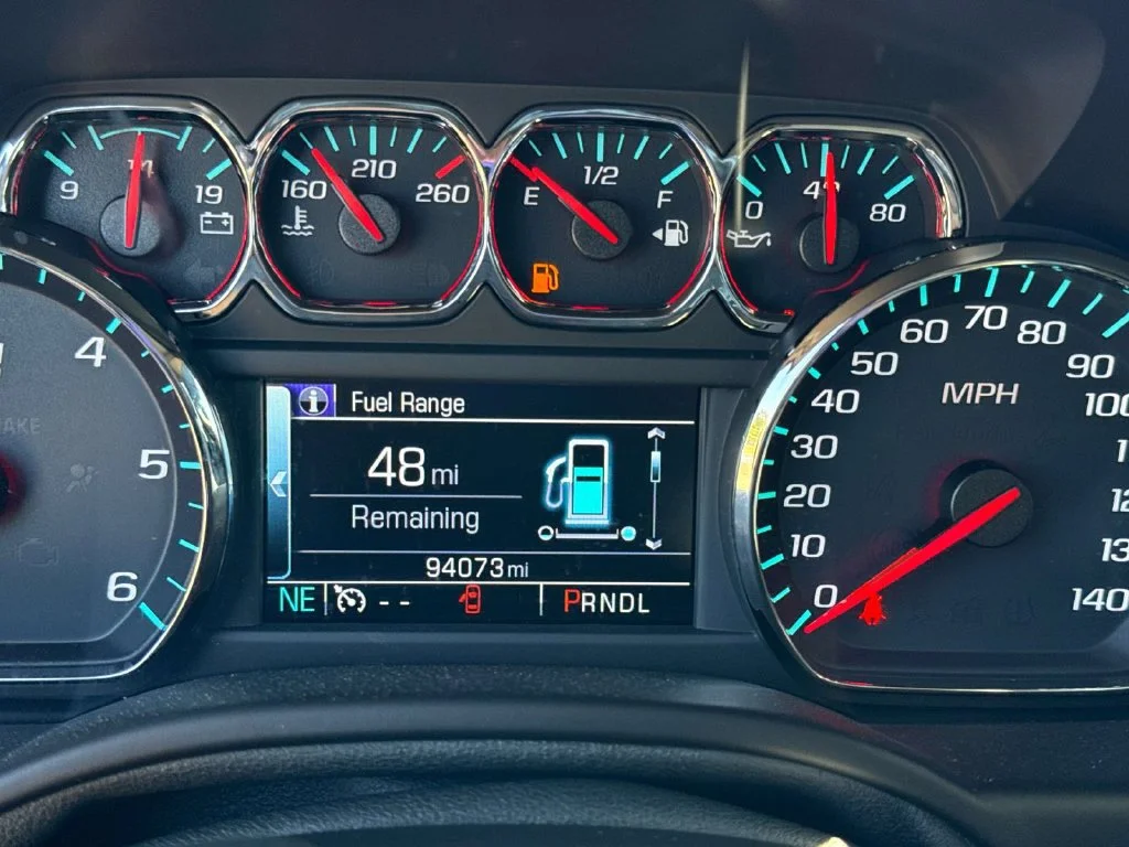 Used 2017 Black GMC SLT image 34