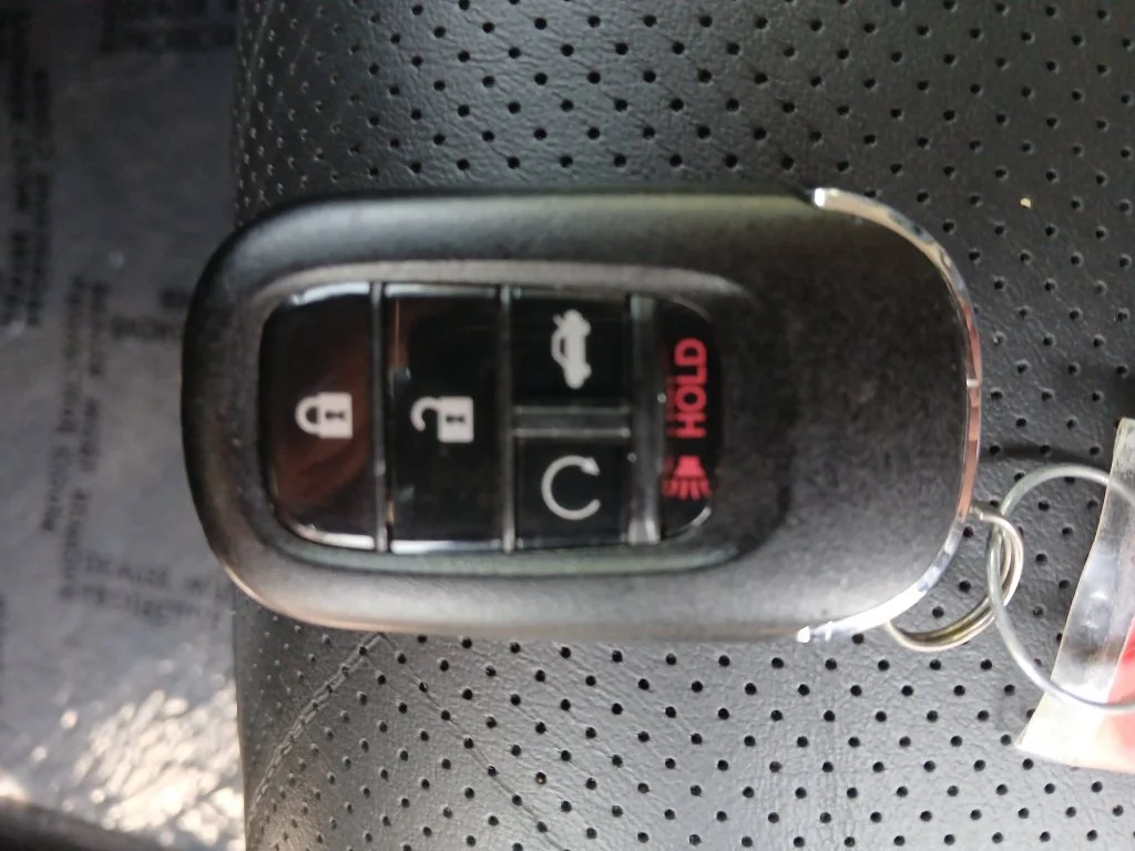 Used 2023  Honda EX-L image 10