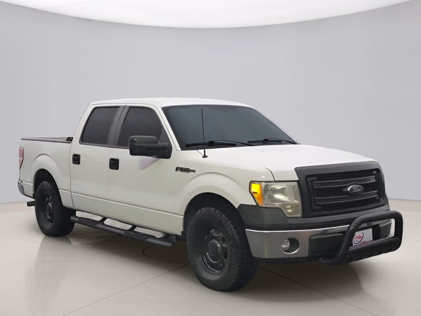 Used 2013 White Ford SUPER CREW image 2