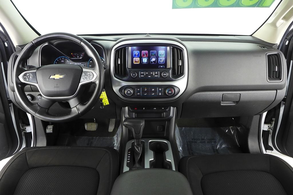 Used 2016 White Chevrolet LT image 23