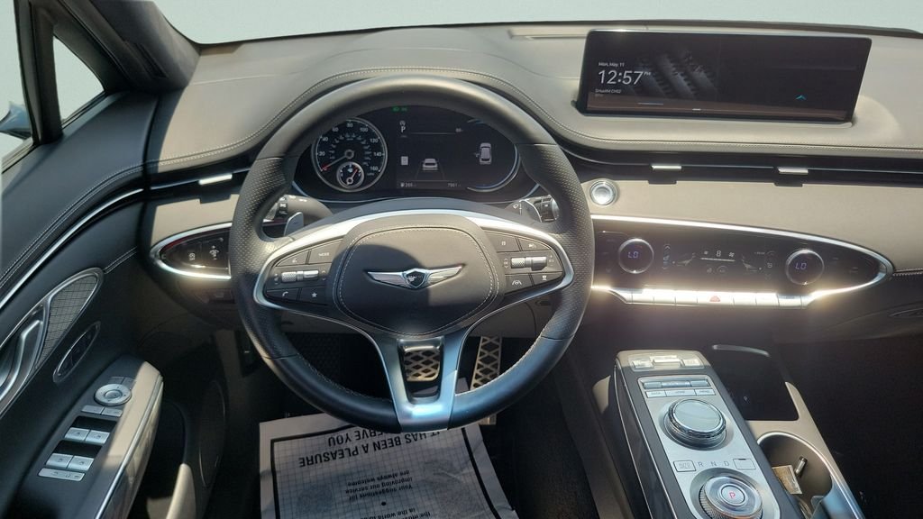 Used 2025 White Genesis 3.5T Sport image 12