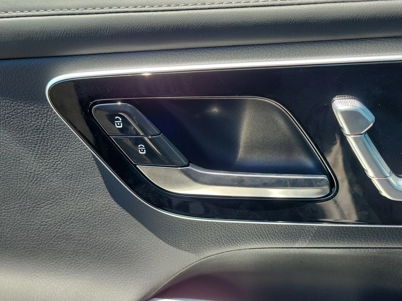 2026 Mercedes-Benz GLC Base - Photo 23