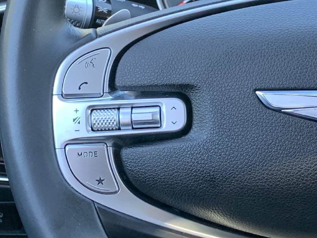 2023 GENESIS GV70 Standard - Photo 22
