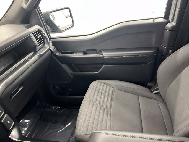Used 2023 White Ford XL image 18