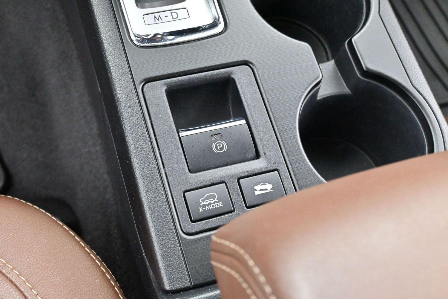 Used 2017 Crystal White Pearl Subaru Touring image 22