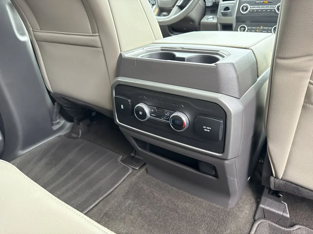 Used 2021 Oxford White Ford XLT image 34