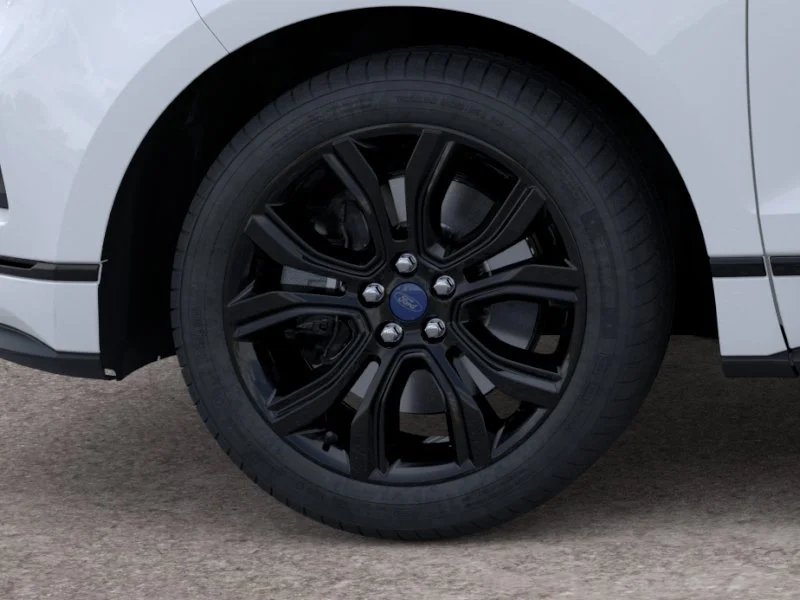 New 2023 Oxford White Ford SE image 19