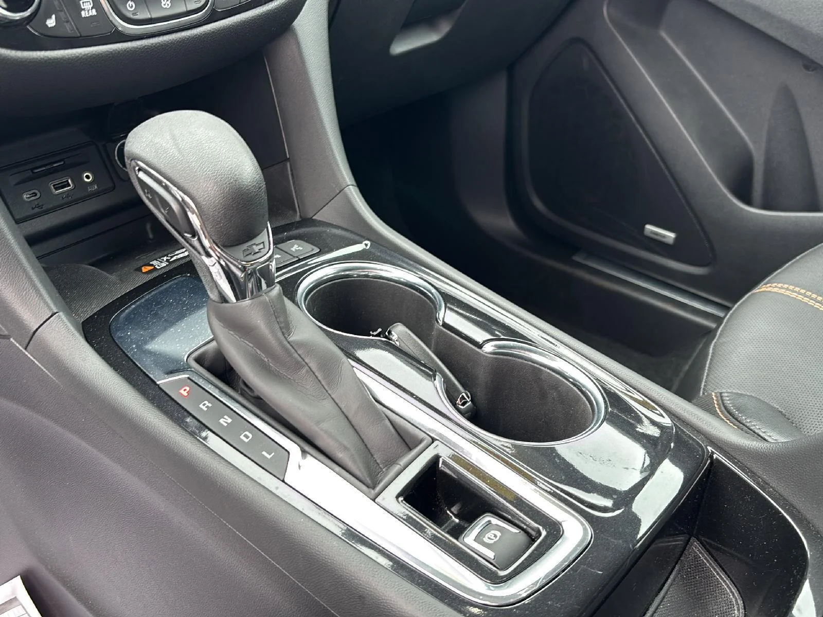 Used 2022 Summit White Chevrolet Premier image 16