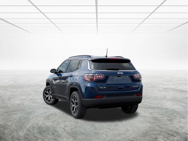 New 2026 Fathom Blue Pearl-Coat Exterior Paint Jeep Limited image 3