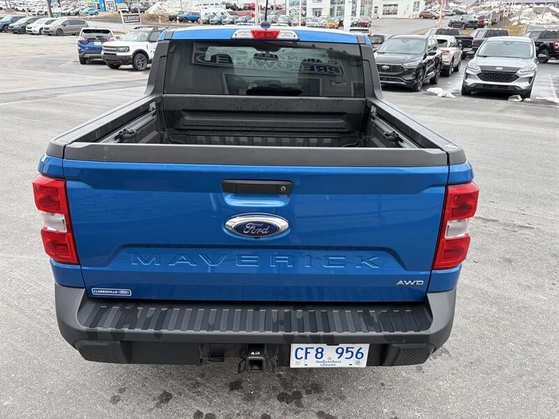 Used 2022 Blue Ford XLT image 12